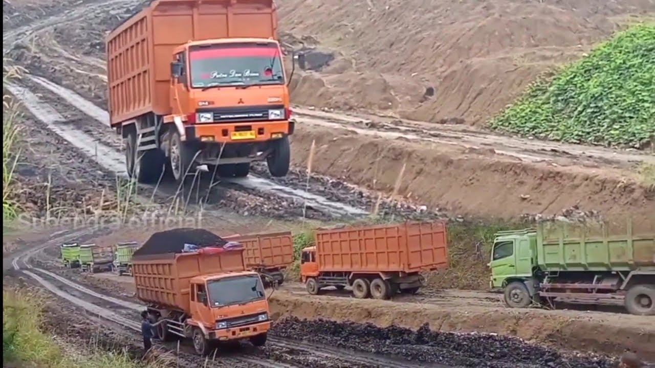Truk fuso 220ps jadi primadona disaat jalan begitu extreme