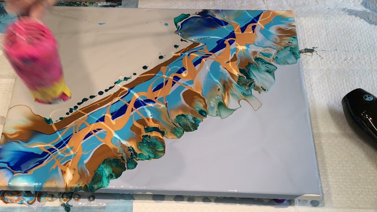 BACK WITH STUNNING 🤩 KISS AND BLOW METHOD Acrylic split colours~Revisited fluid art favourite