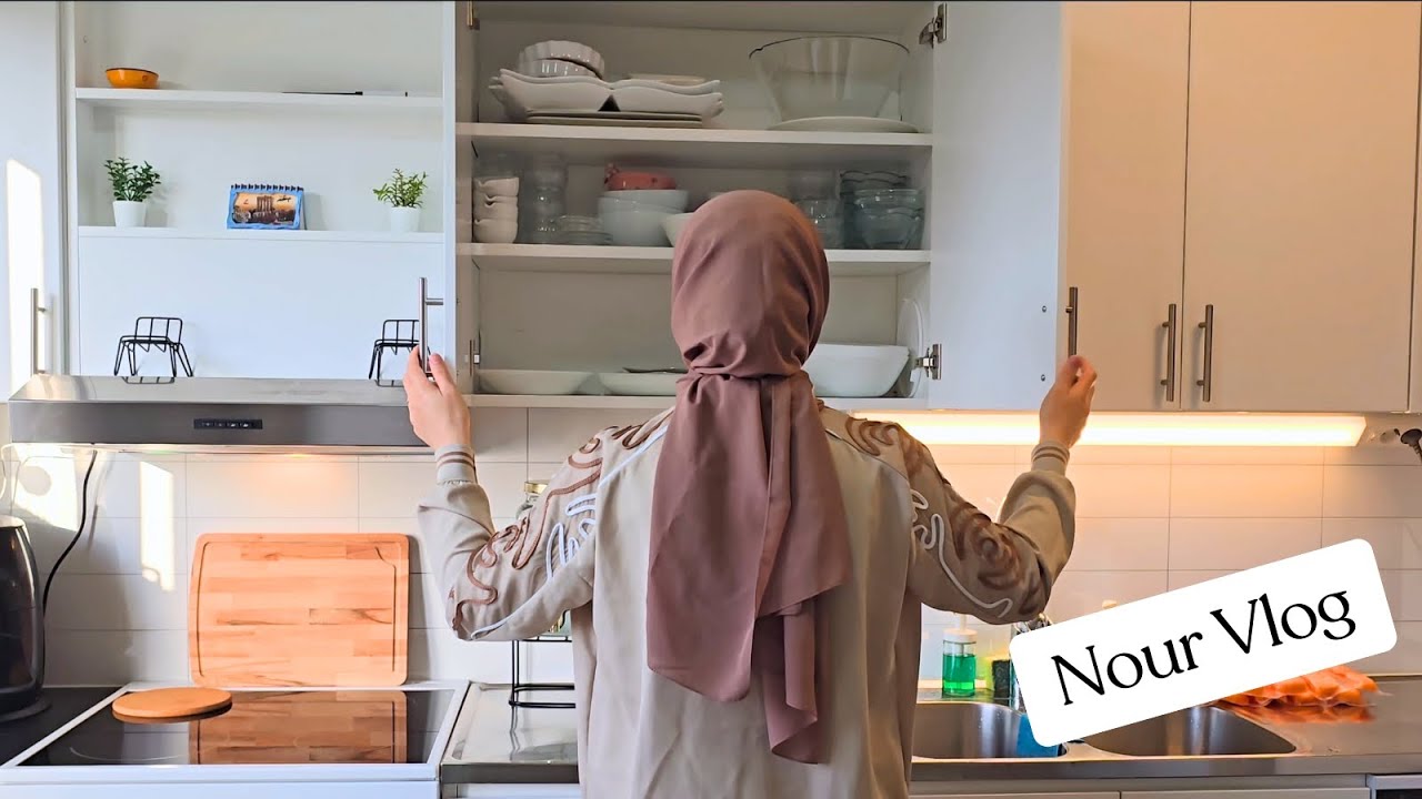يوم من ايام الخريف شو بعمل وقت حدا بيمرض في البيت سمك السلمون على الطريقة السويدية