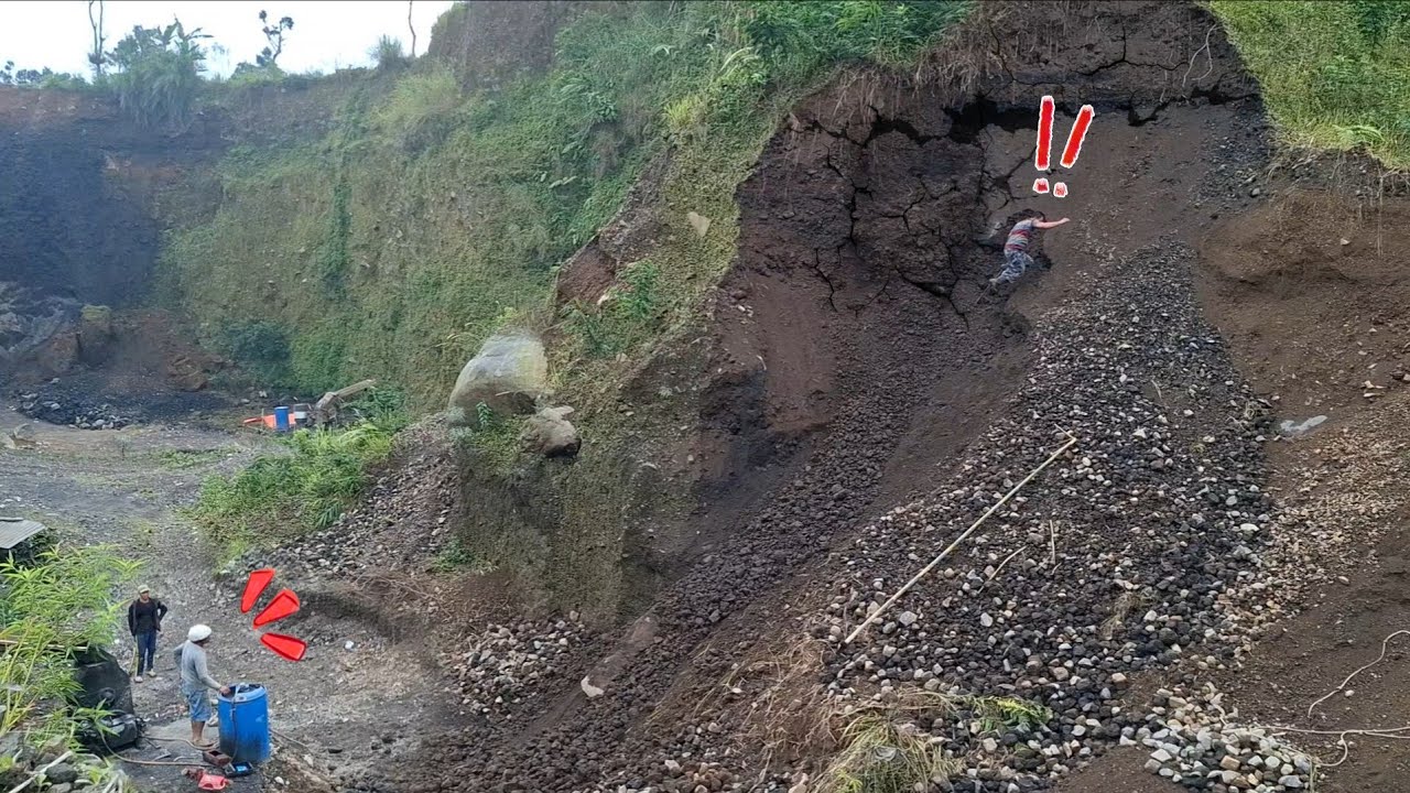 Exciting action...!!! Breaking through the rocky cliffs