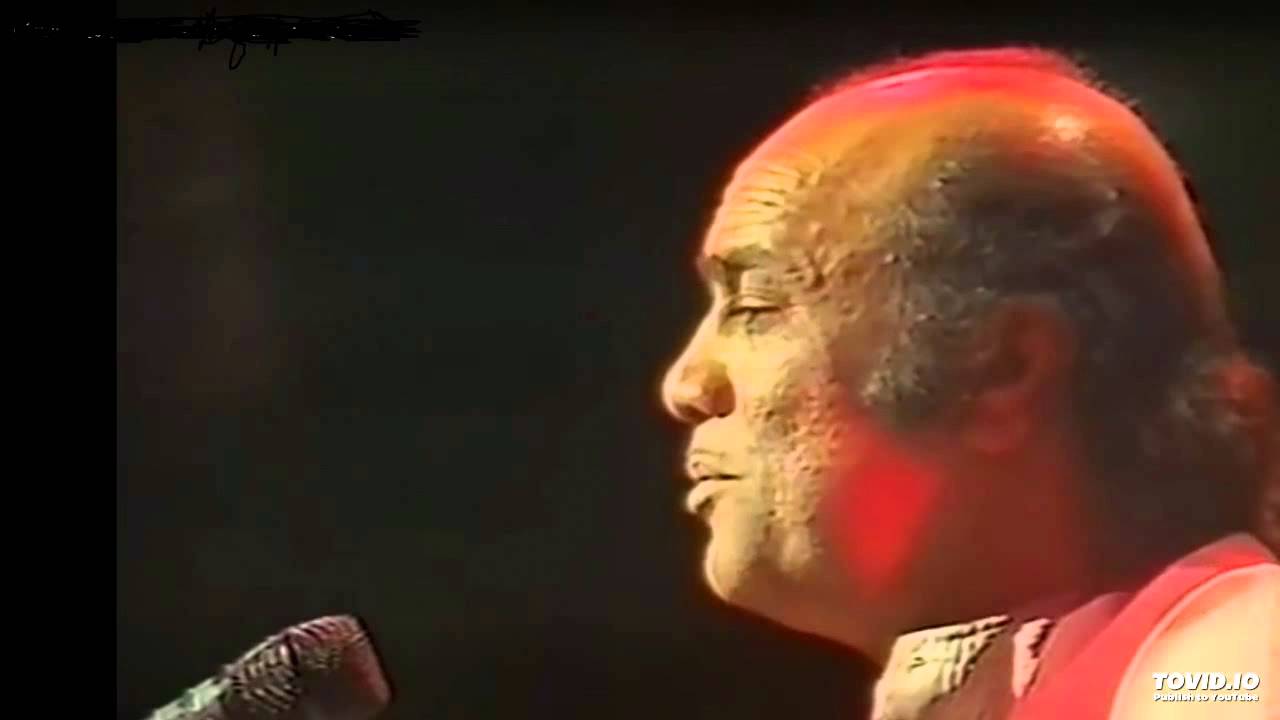 Mehdi Hassan Live........Yeh Moujza Bhi Muhabbat