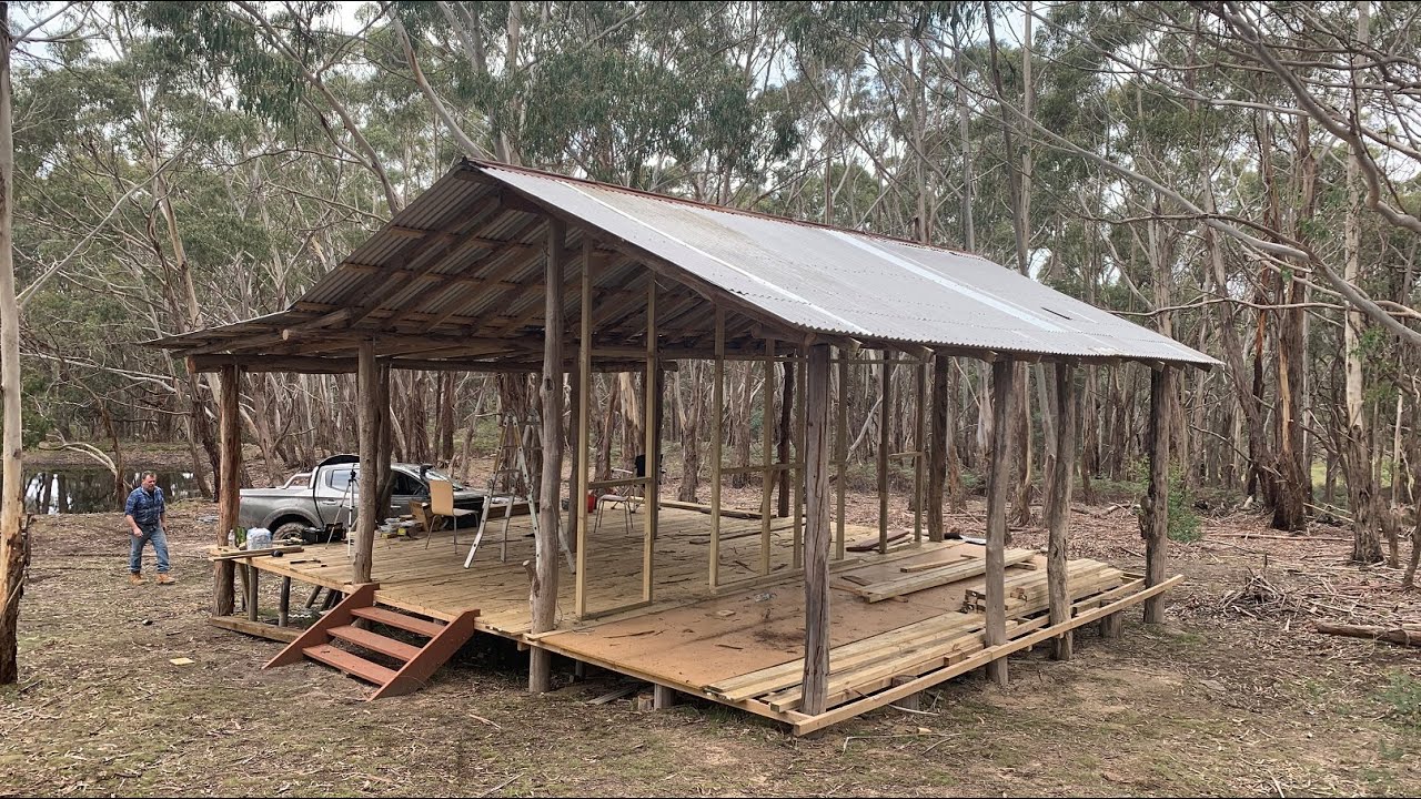 Australian High Country Cabin / Shack Build - Install the corrugated iron roofing and ridge capping
