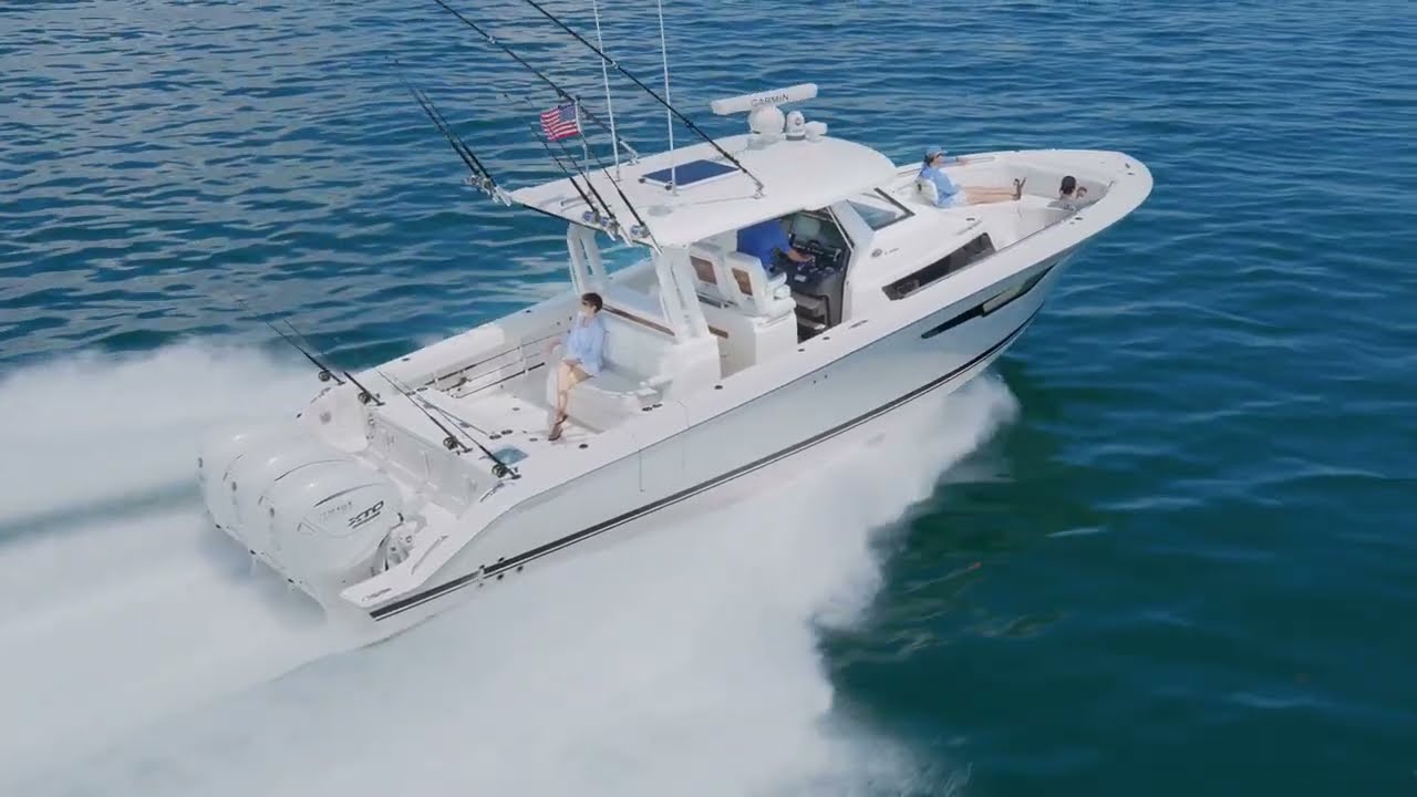 Pursuit Boats | S 388 Sport