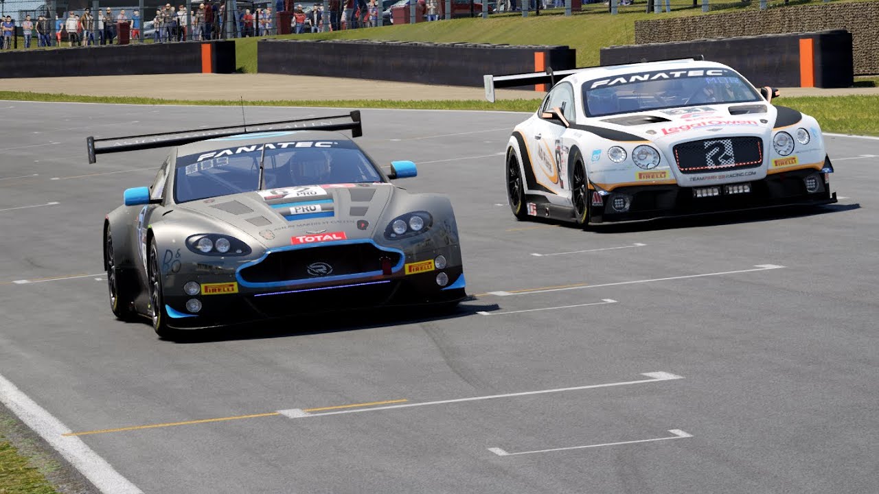 Brands Hatch Circuit | British GT | Bentley Continental GT3 | Team Parker Racing