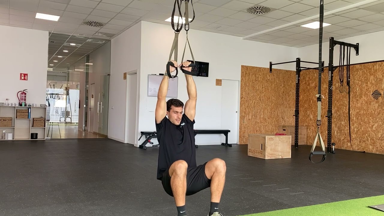 Seated TRX Pull Up - Dominadas con TRX desde sentado