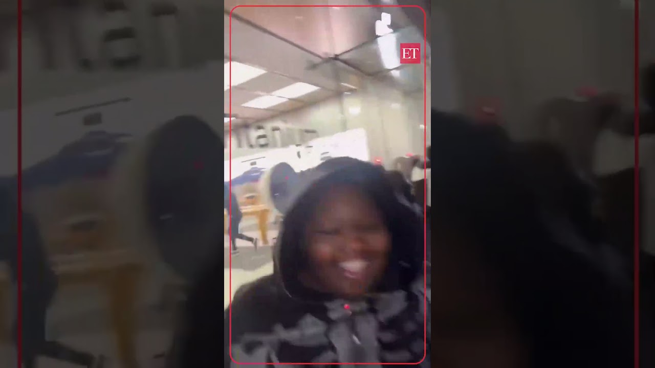 Apple iPhones worth thousands plundered in Philadelphia store by juvenile looters