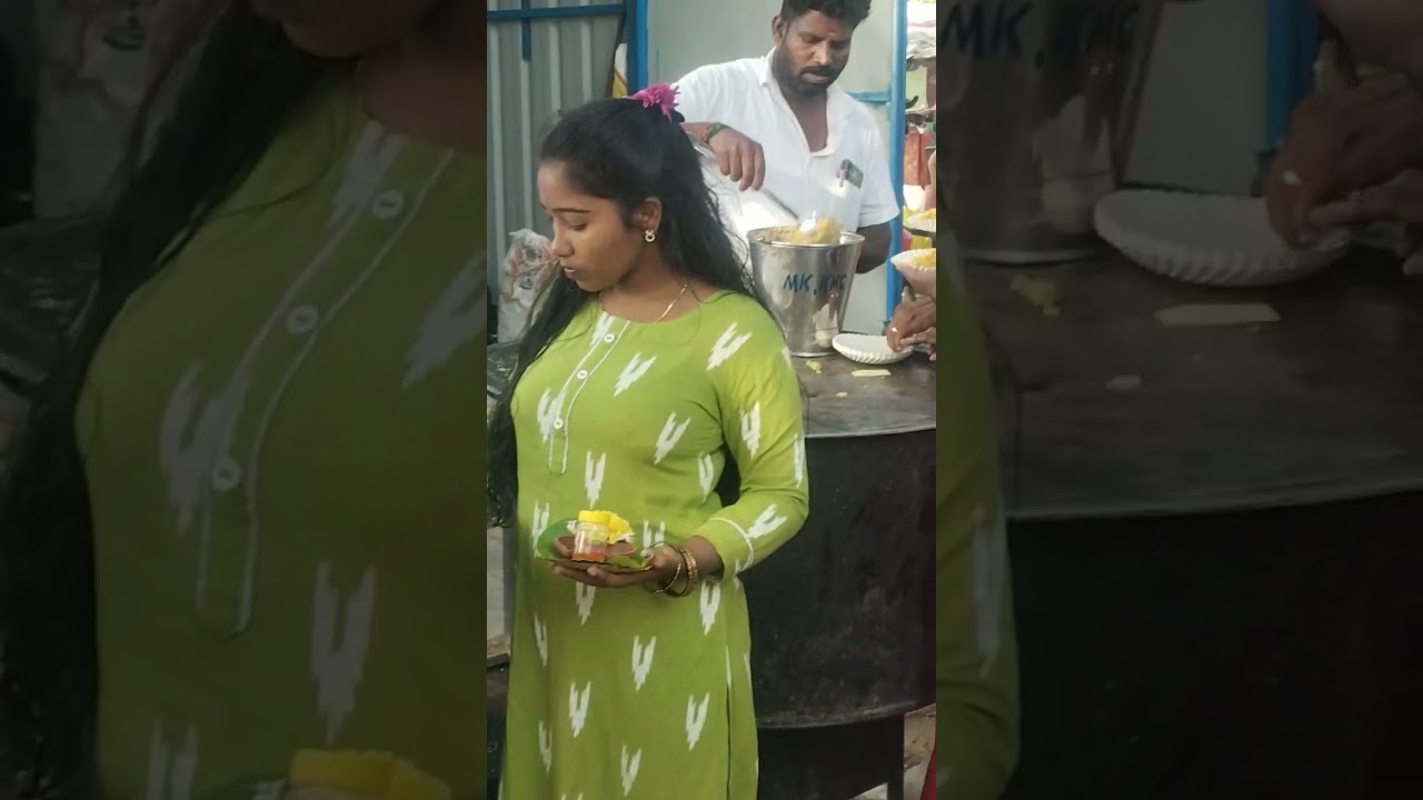 ஸ்ரீ குமரணச்சேரி முருகன் கோவில் பொன்னிரி...