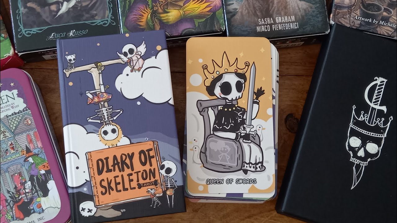 the Diary of Skeleton written by Zeng Chuan & artwork by Yan & Lia