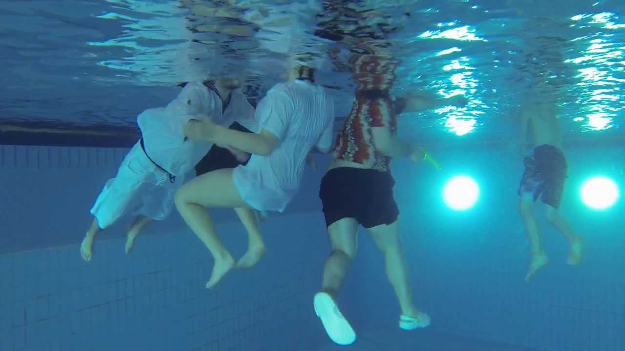 Karneval im Schwimmbad, TSCD