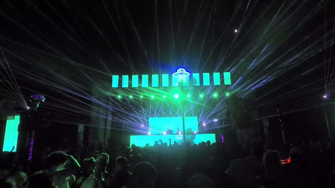 Twopercent b2b Ozztin - Live at Wakaan 2025