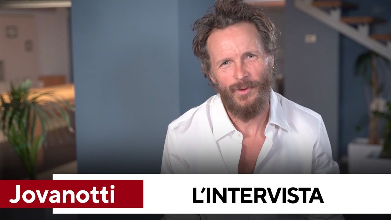 Jovanotti: “Dopo l’incidente non riuscivo a svoltare. Poi nel bosco ho iniziato a prendere appunti”
