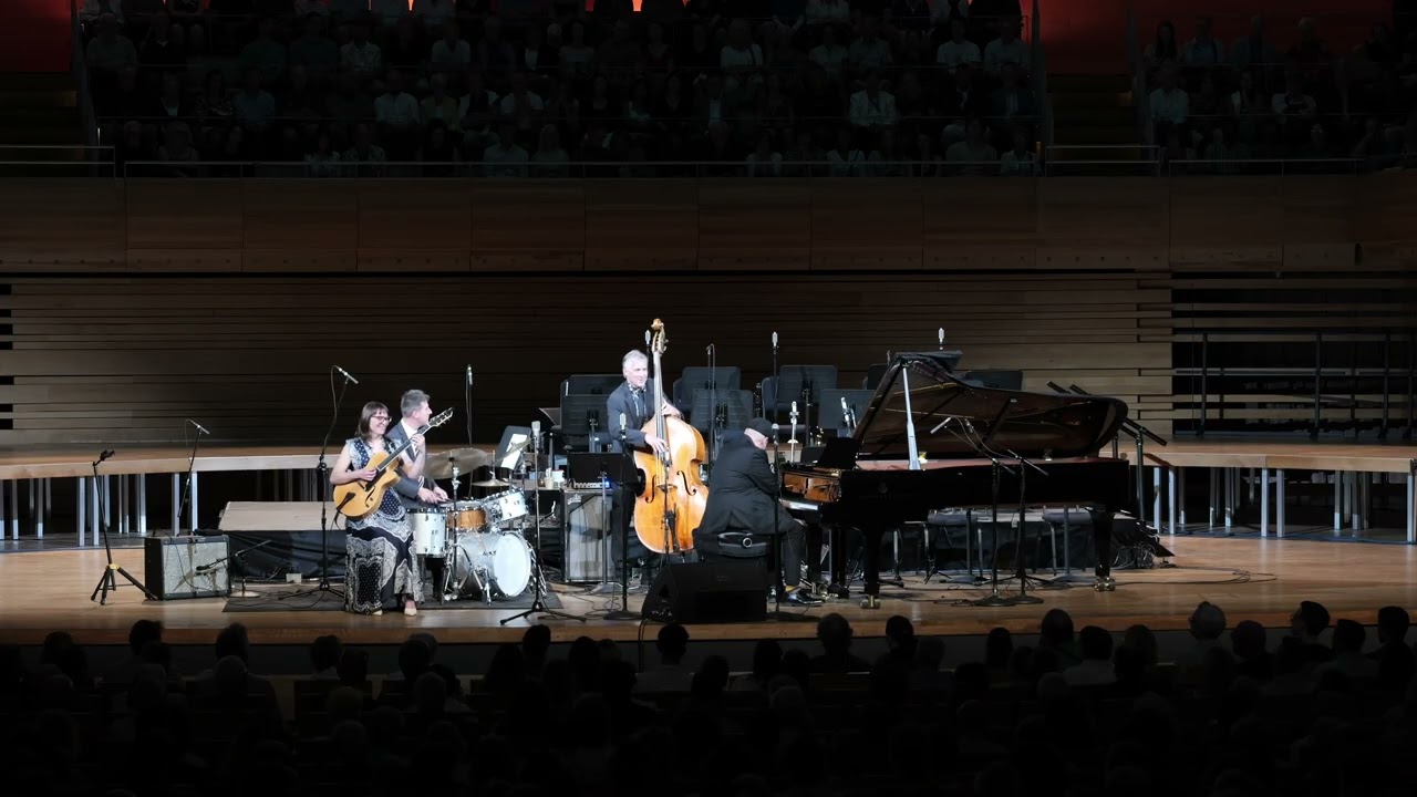 Oscar Peterson Centennial 4tet - Backyard Blues @ mtljazzfest