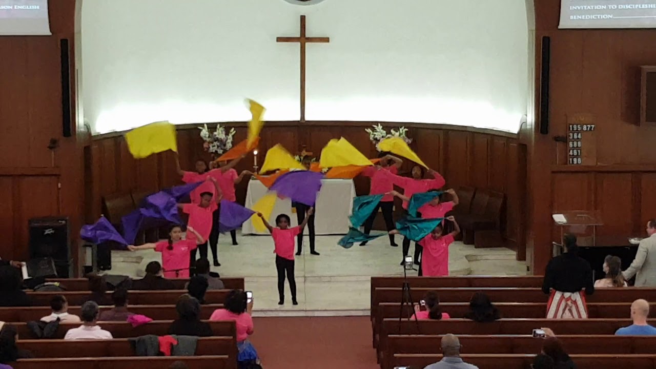 Waging War - Cece Winans praise dance