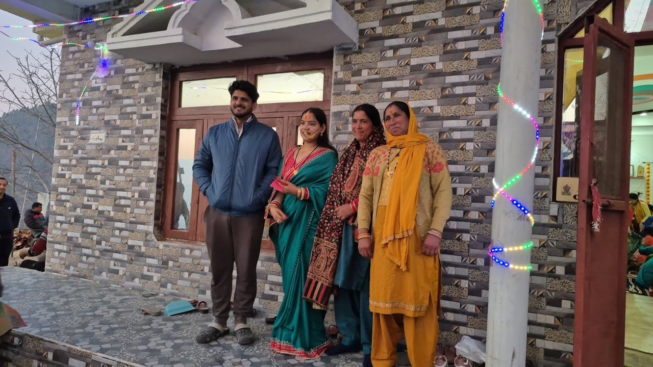 जशपुर गाँव मैं ढोल दमाऊ मैं पहाड़ी डांस ♥️🥰💞🤩