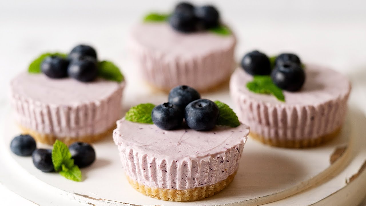 Mini Blueberry Cheesecakes | No Bake, No Sugar, No Flour
