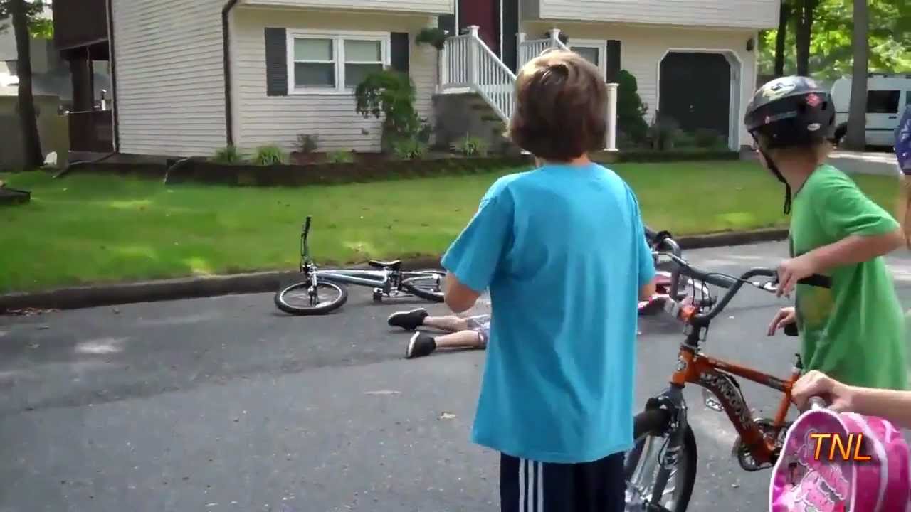 Epic FAILS 2012 Compilation.mp4