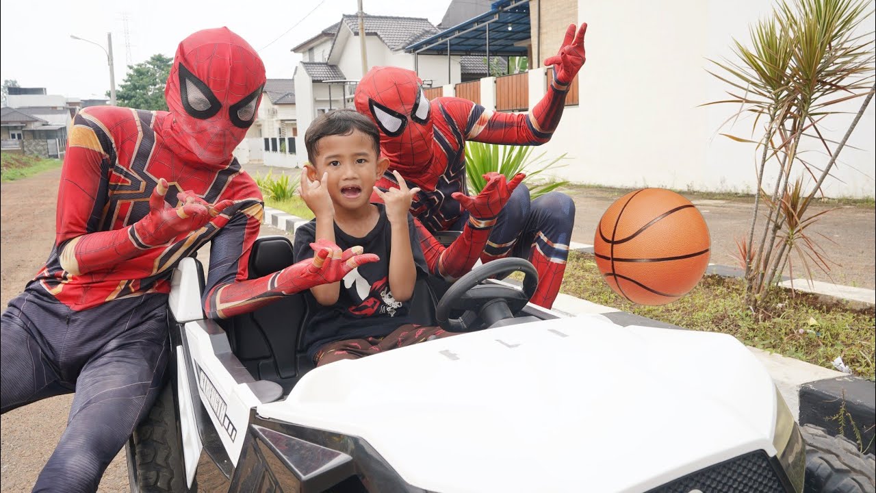 ALI BERMAIN BOLA BARENG DUA SPIDERMAN 🕷️ Drama Lucu | Ali vlog