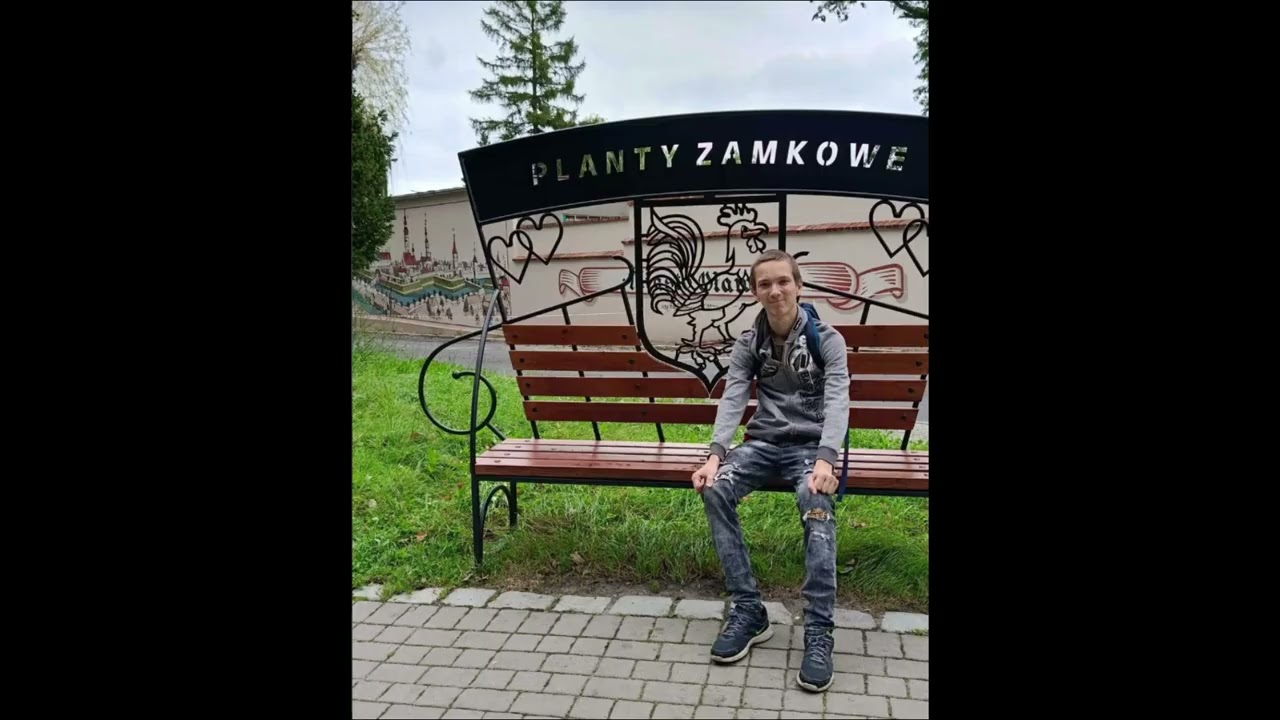 marek wychodzi sobie z klubu