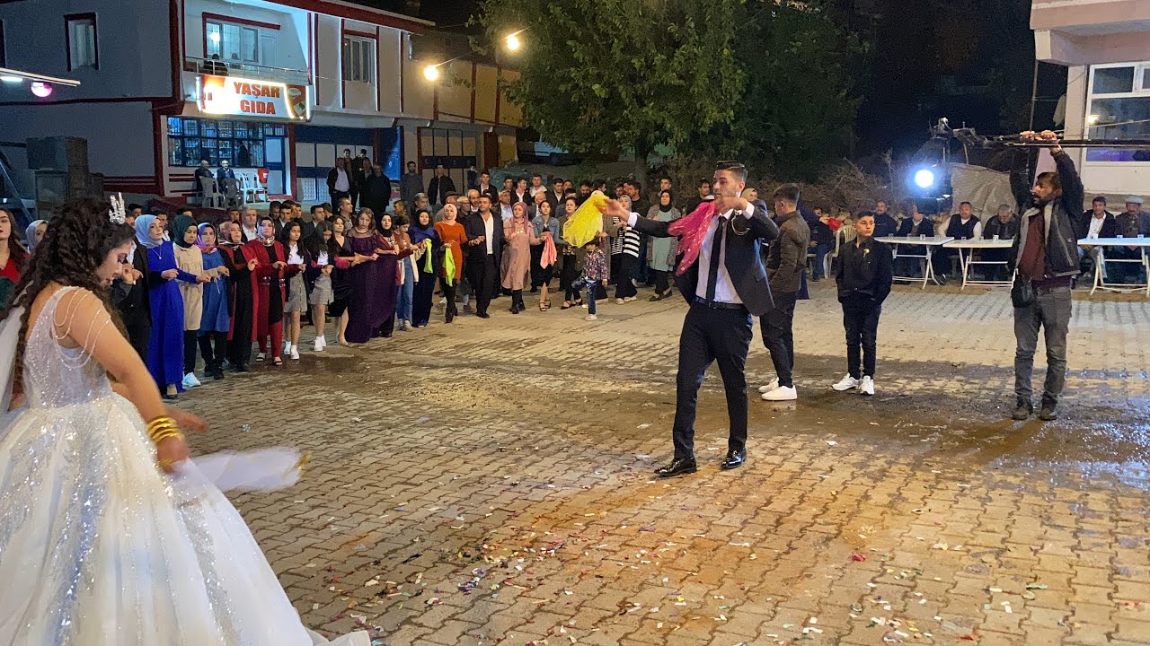 ONUR & MELİSA düğününden kareler . Aşağı Nasırlı köyü düğünleri. (14.11.2022)