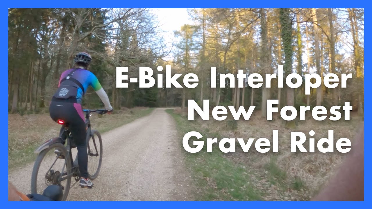 Hampshire Gravel Cyclists Group Ride | E-Bike Interloper 🤣 | New Forest Gravel Ride | Cycling Couple