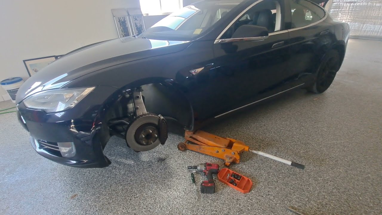 Как заменить тормозные колодки и роторы на Tesla Model S. Советы профессионалов по тормозам
