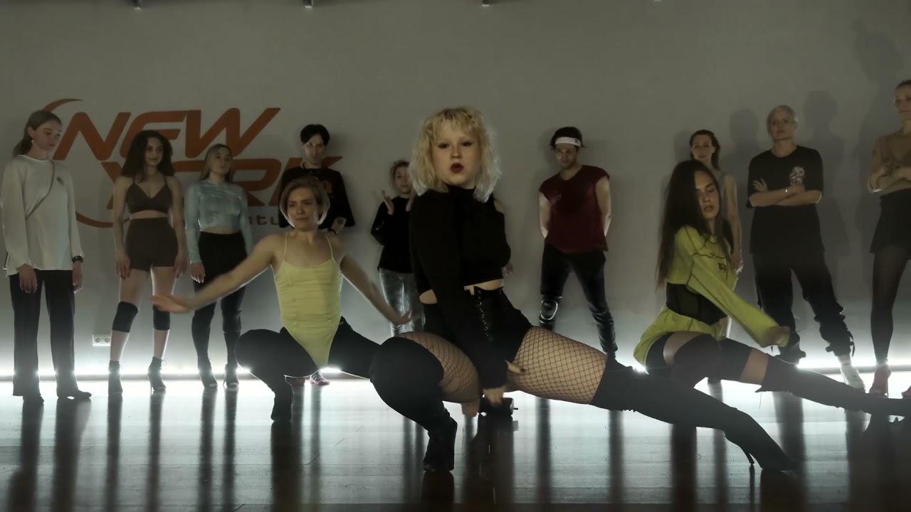 Vogue dance | choreo by Djaba Oricci | The pom poms
