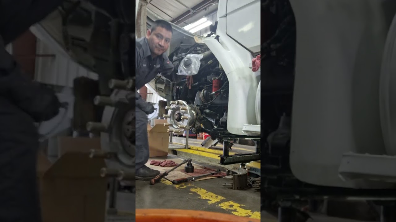 Como Cambiar Wheel 🛞 Seal a Camion 🚑🚒 Freightliner 2000// Sello de la Llanta 🛞