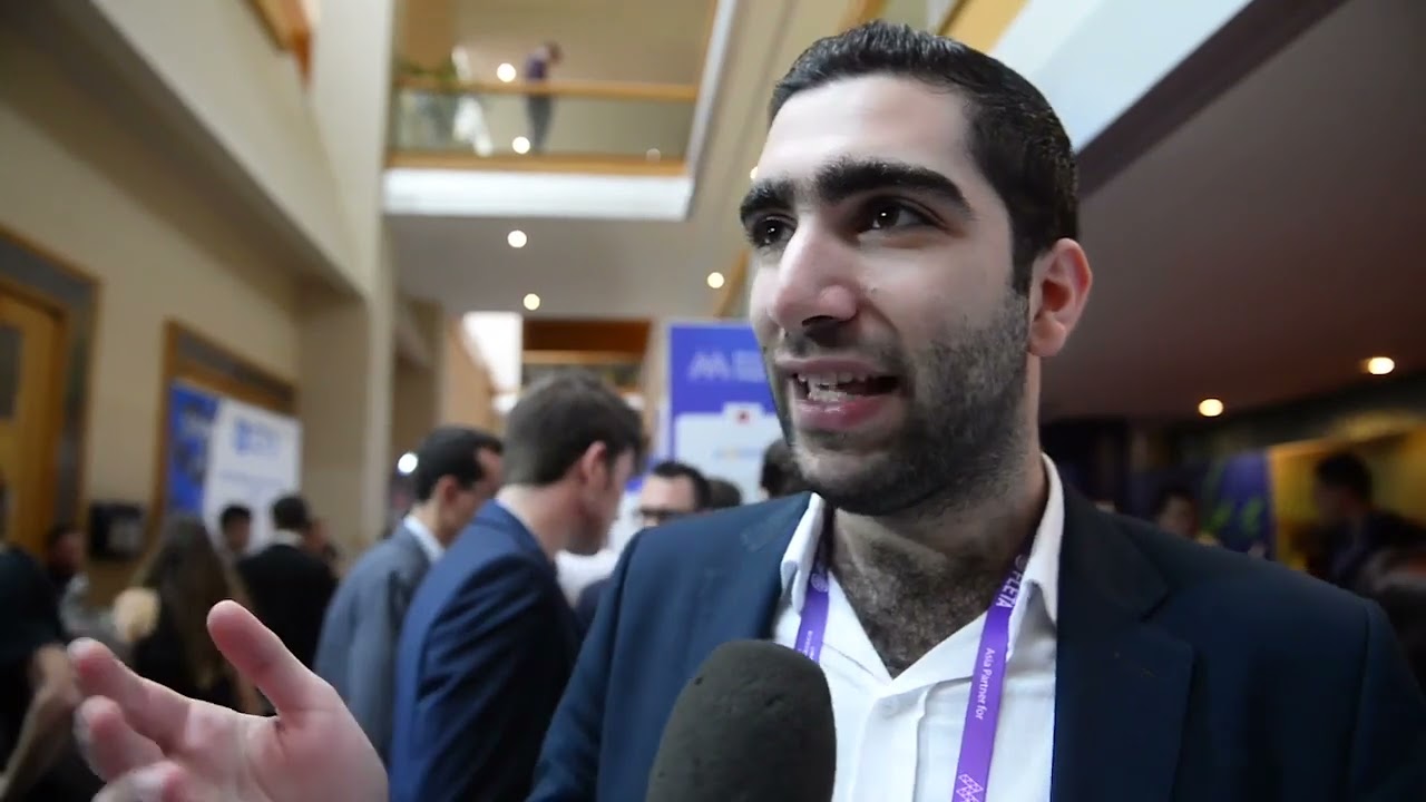 Speaking to startups at the Malta Blockchain Summit