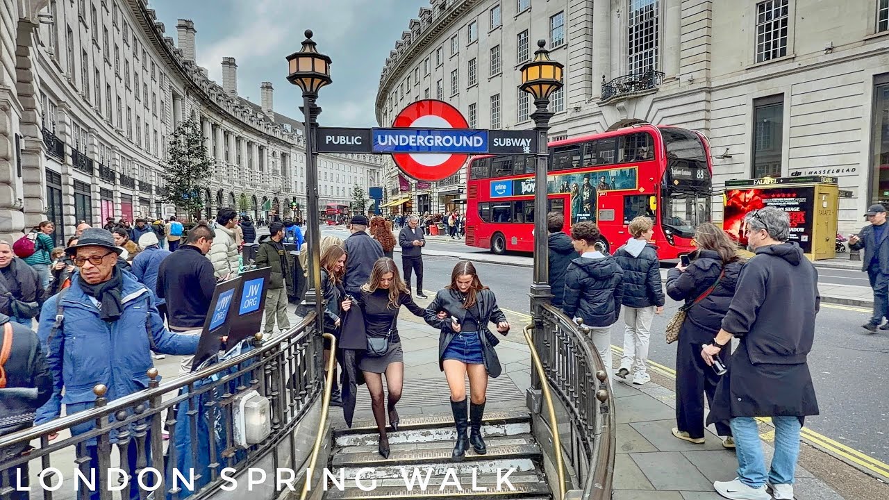 London Bank Holiday Walk | Easter Sunday | Spring Street Walking Tour in Central London [4K HDR]