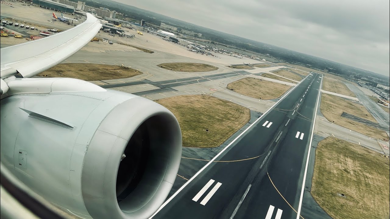 ROAR! American 787-8 Takeoff from Philadelphia (PHL)!