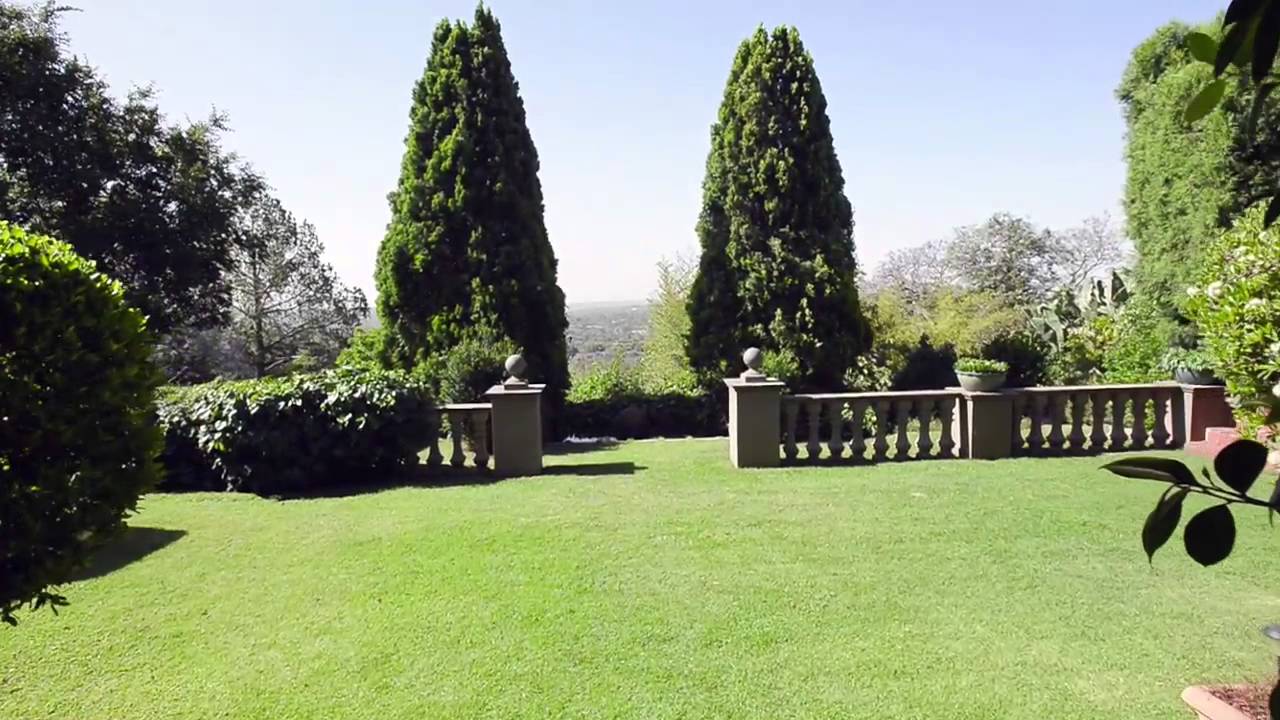 7 Bedroom house for sale in westcliff - A Westcliff home of distinction