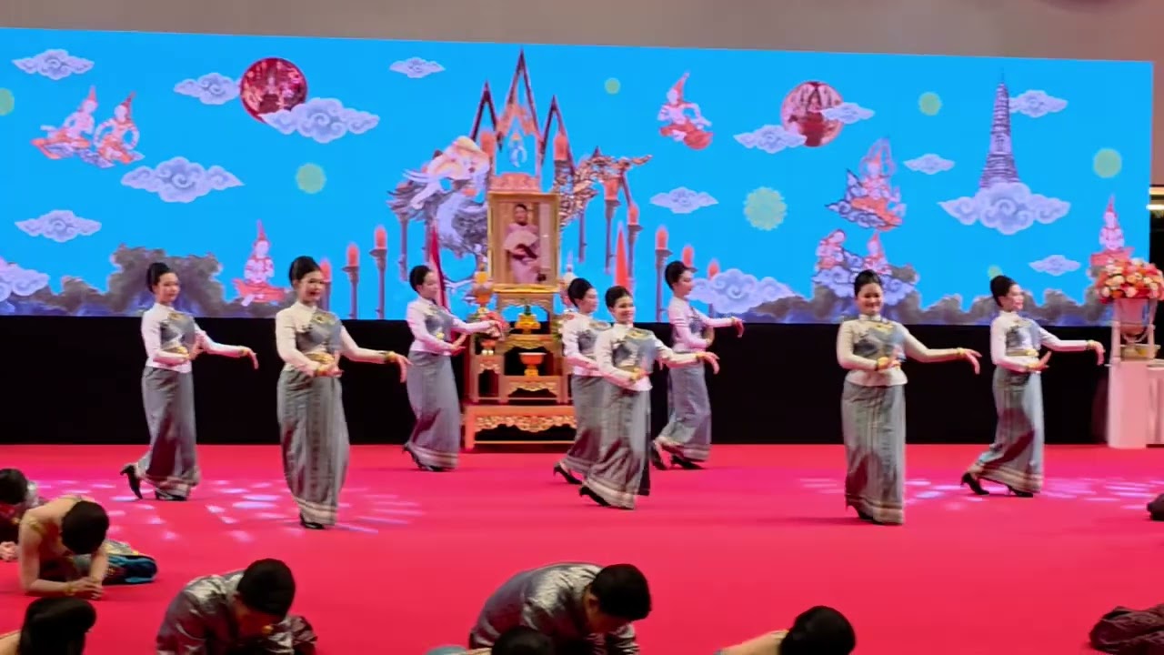 ซ้อมใหญ่ รับเสด็จ ณ แผ่นดินที่ราบสูง ชาวอีสานสดุดี สิริวัณณอิตถี เถลิงศรีบรมนาถ