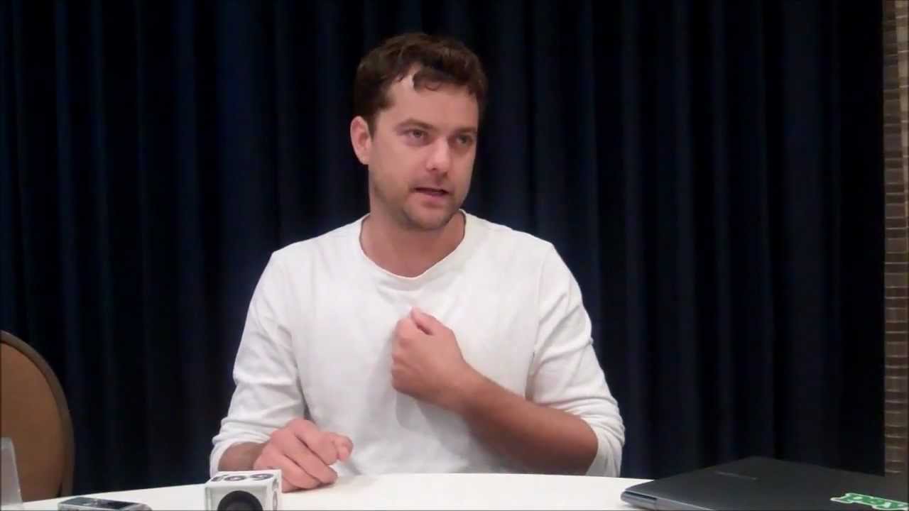 Joshua Jackson on Saying Goodbye to FRINGE