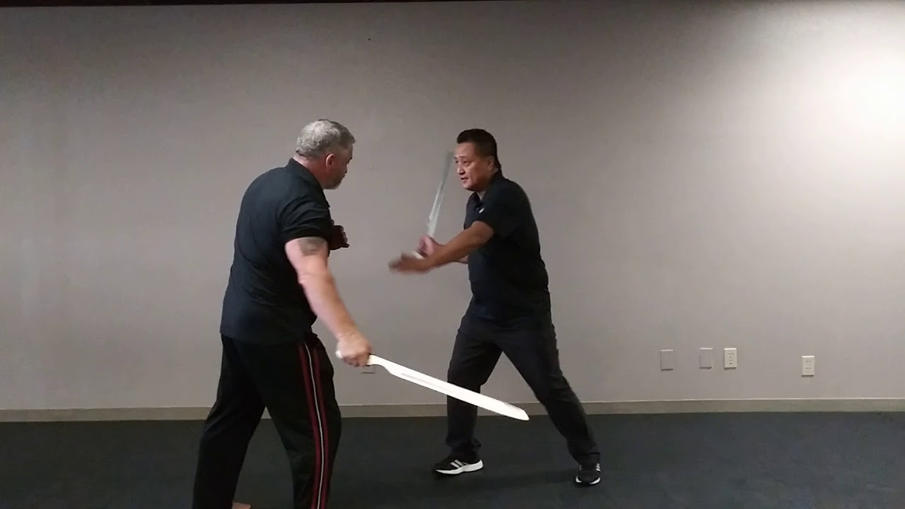 Ilustrisimo-Cruzada Technique