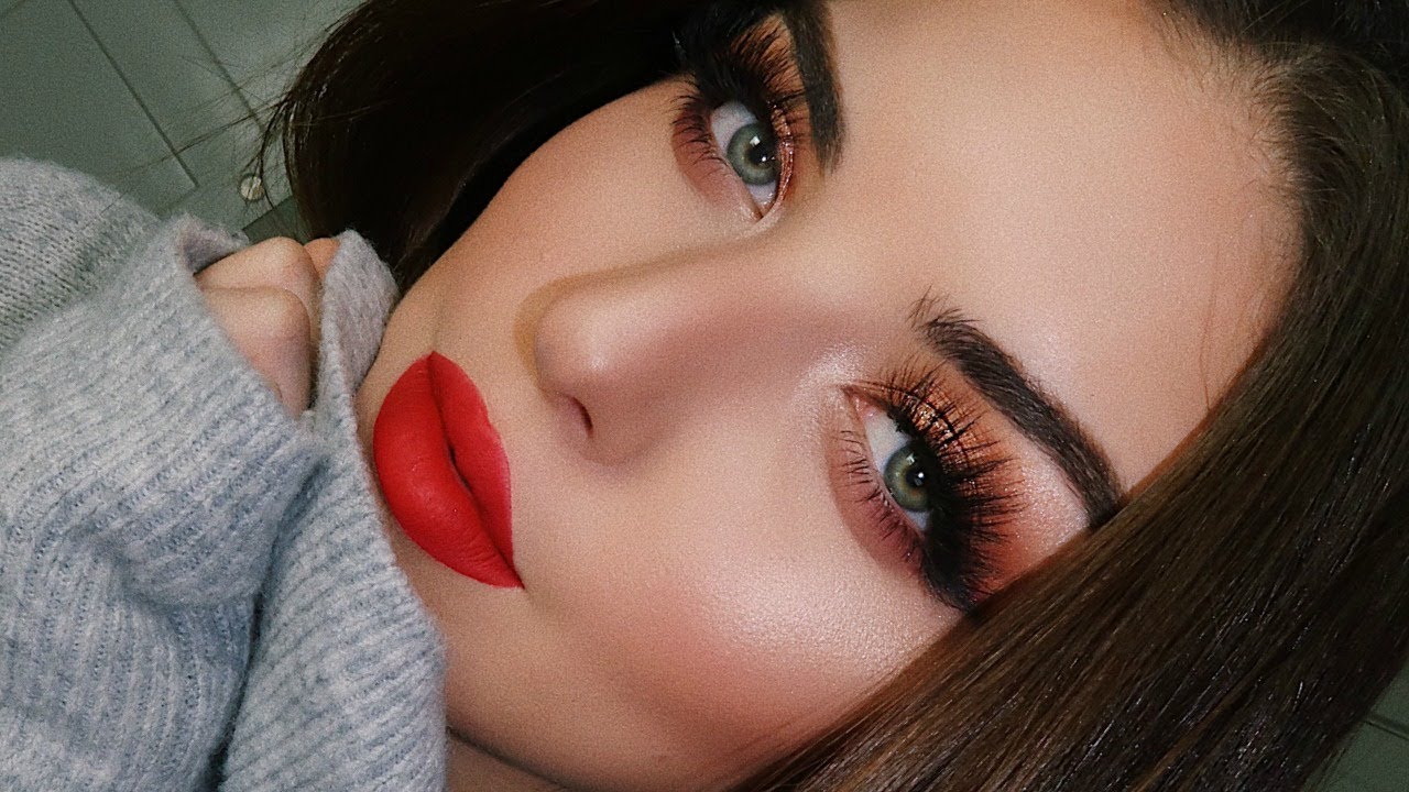 Christmas Makeup Tutorial | Tanya Cheban
