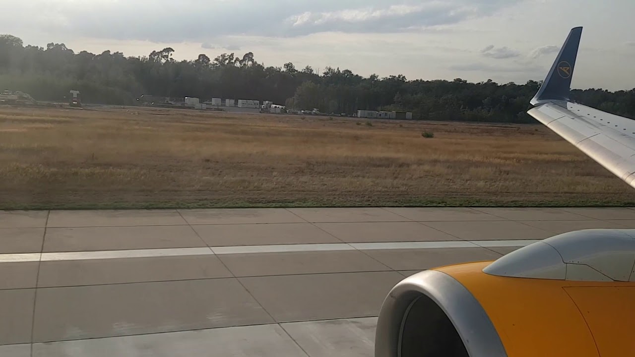 Condor Boeing 757-300 takeoff @Frankfurt Airport [great engine sound]