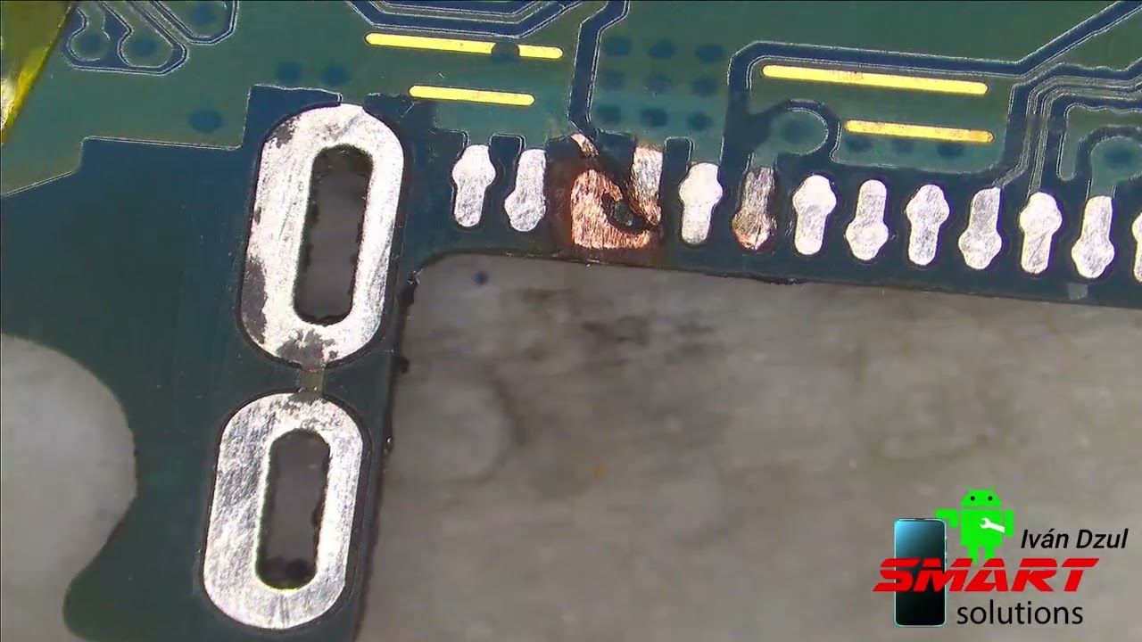 cambio de pin de carga samsung a14 , placa en corto entre capas .
