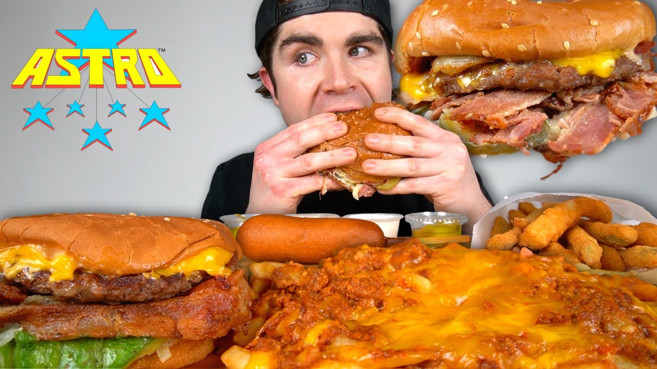 Картофель фри с чили и сыром Мукбанг, бургер с беконом, корн-дог, бургер с пастрами + Астро-бургер!!
