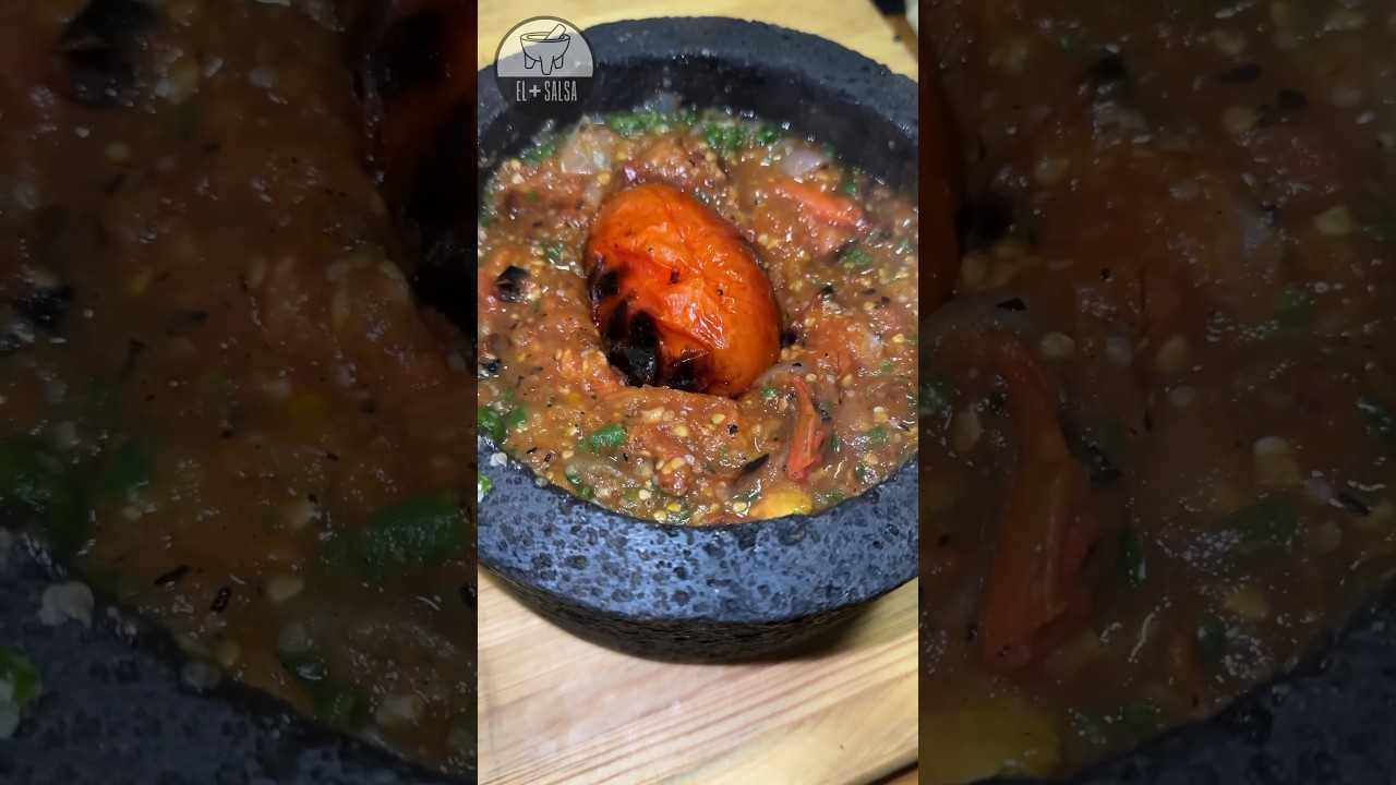 Salsa tatemada de chile piqu&iacute;n!!! Un cl&aacute;sico norestense #shorts #salsa #receta #cocina #comida