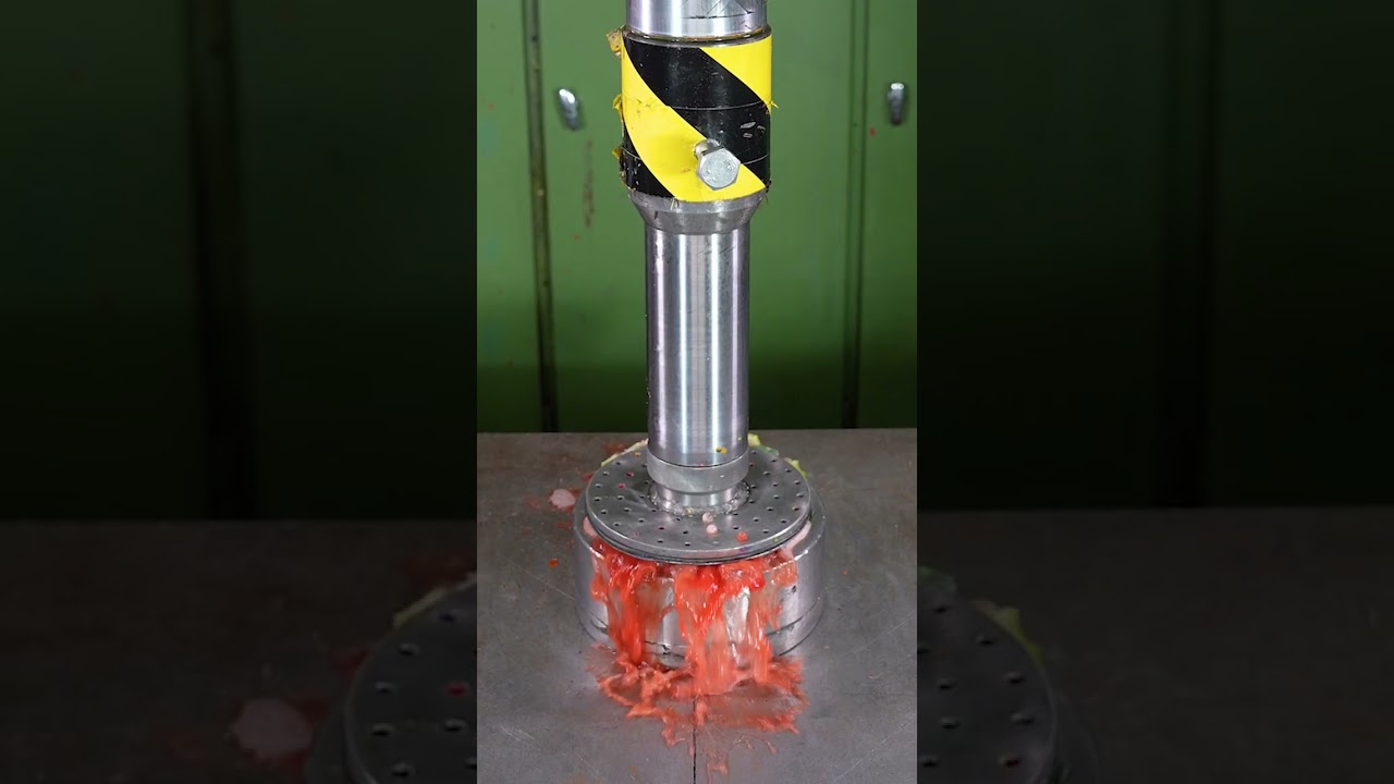 Watermelon vs. 150 Ton Hydraulic Press 🤯 #hydraulicpress #crushing #satisfying #viral