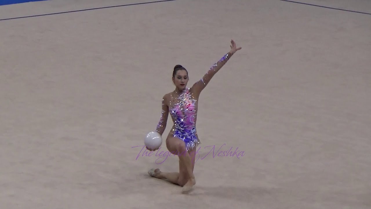 Katsiaryna HALKINA (BLR) ball - 2015 Stuttgart worlds Qualifs