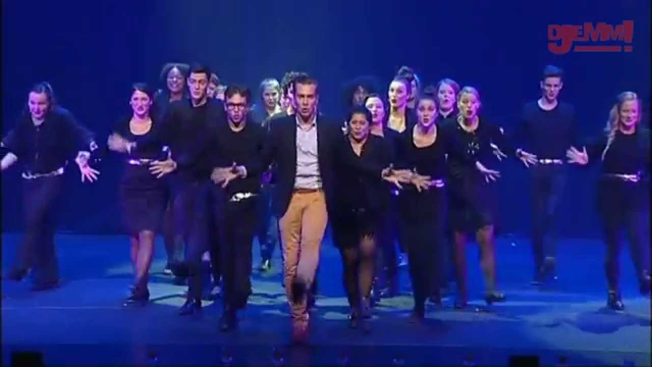 Zij aan zij - De musical 'Proost!' - DJEMM! 2014