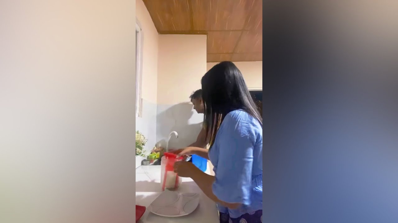 Lily Mosh is live!