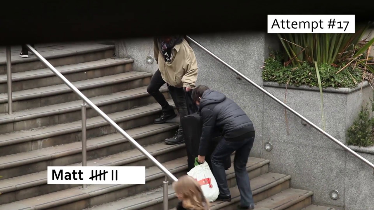 Who gets the most help? The girl or the guy? [HIDDEN CAMERA]