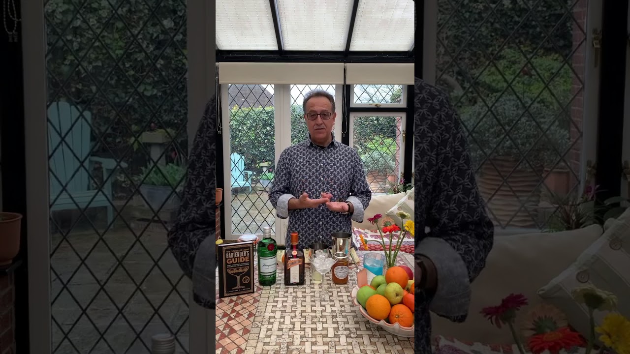 Salvatore Calabrese - «Breakfast Martini» (Russian subtitles)