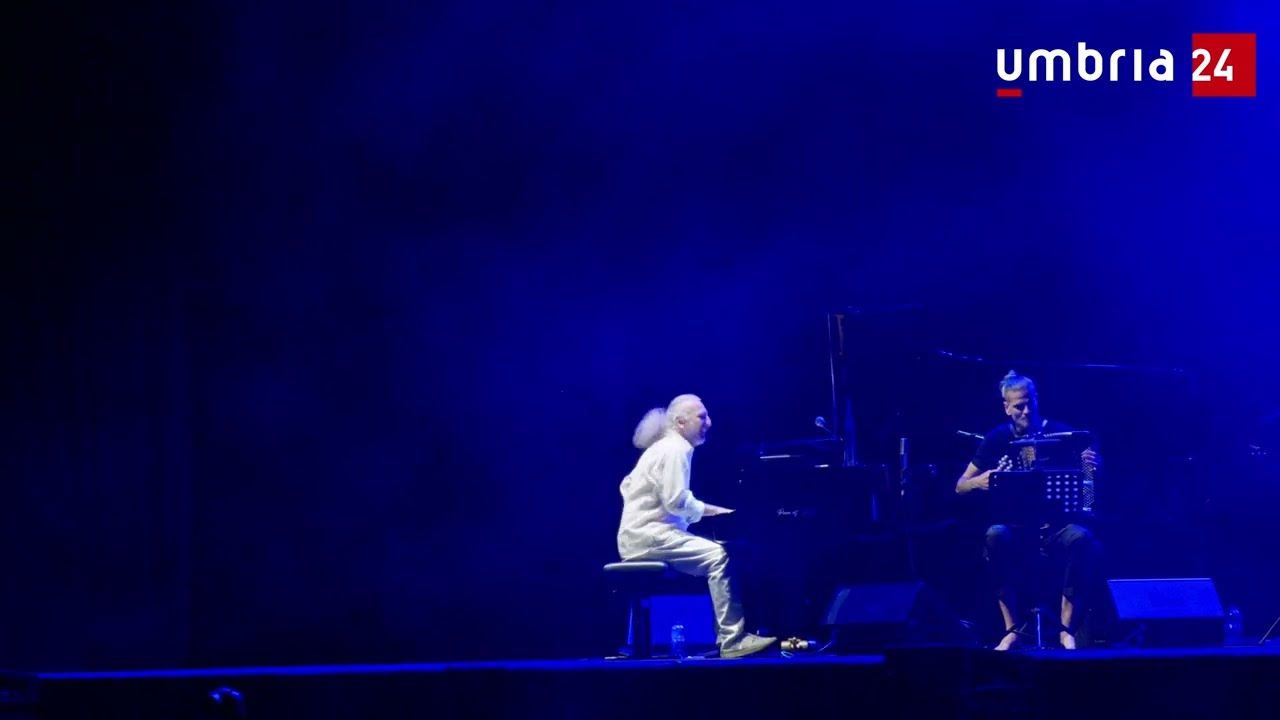 Umbria Jazz 2025, Stefano Bollani apre le notti dell'Arena Santa Giuliana