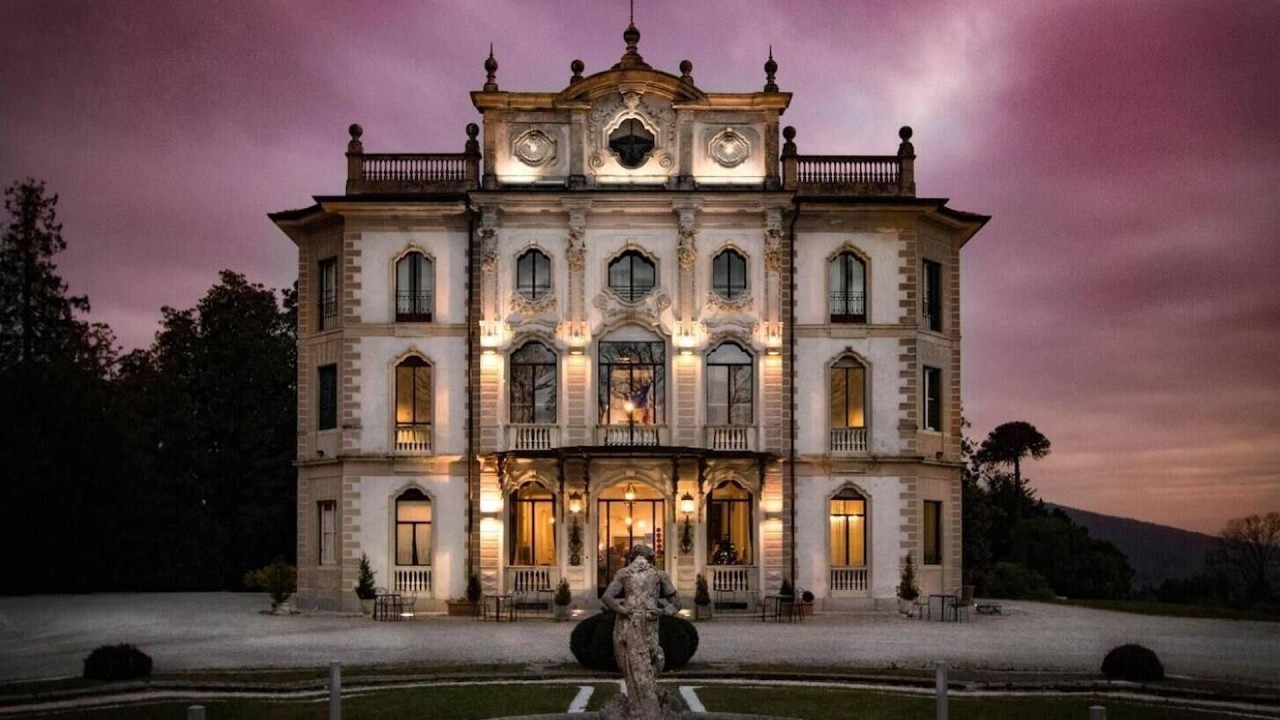 Отель Villa Borghi, Варано Борги, Италия | Путешествуйте с Дивьей