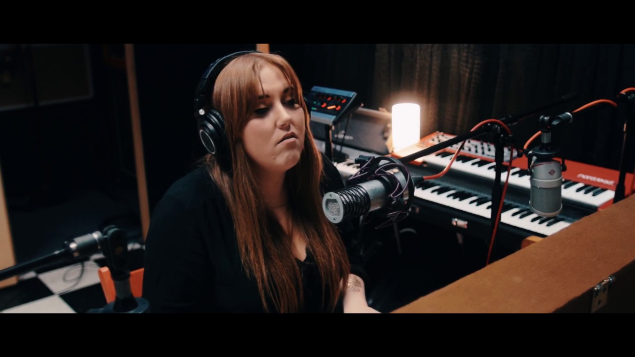 Back To Black - Rebecca Harkin (Amy Winehouse Cover)