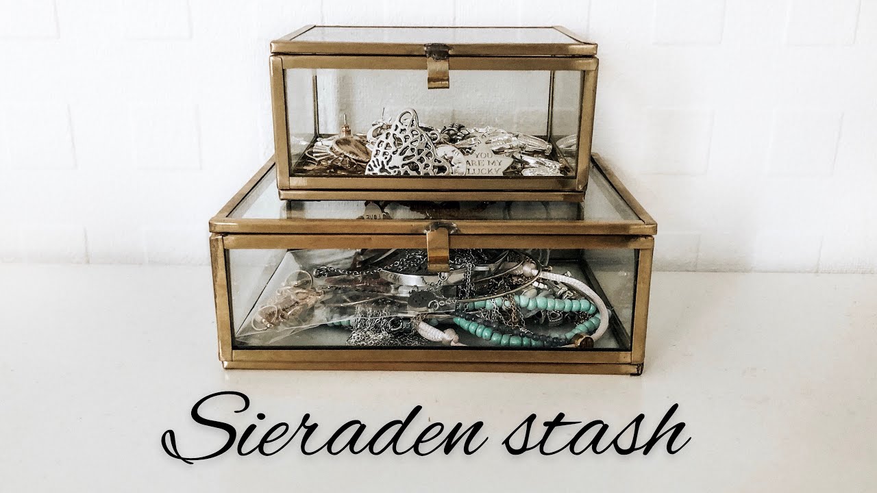 Sieraden stash ✰ Fleur Nijbacker