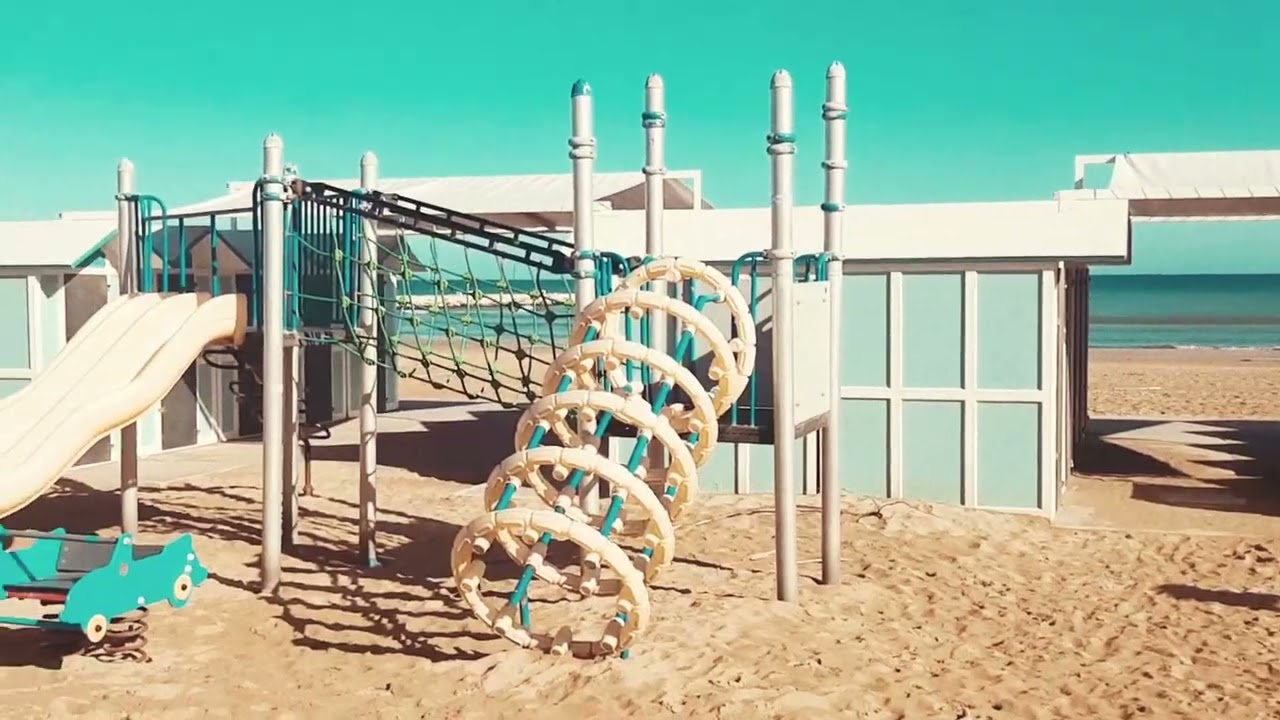 WAVING BLUE - WAVES